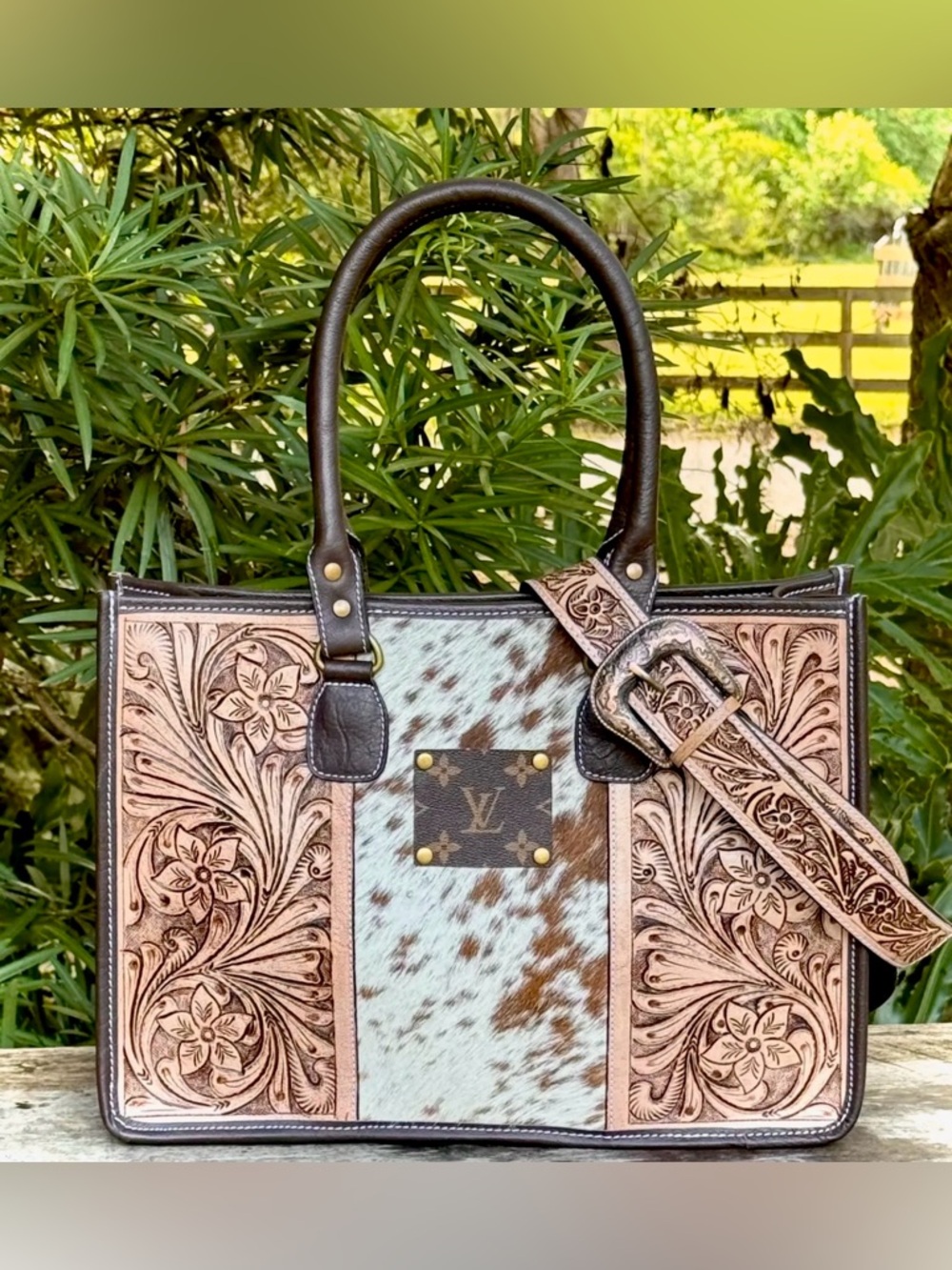 Upcycled LV Cowhide Leather Tote
Crossbody Bag Western - Picture 3 of 4